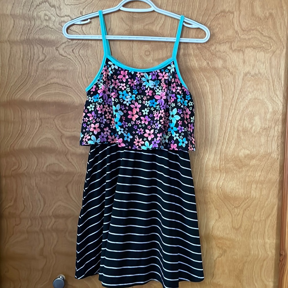 Girls SO sz 12 cotton dress